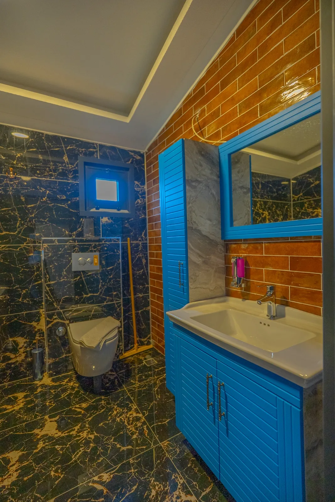 Berra Resort Tatil Köyü Sapanca'da modern banyo tasarımı
