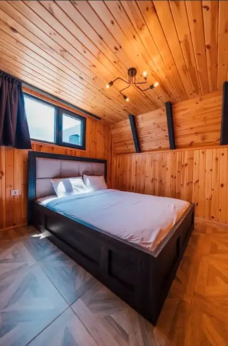 Sapanca My Resort Prive'deki konforlu bungalov odası