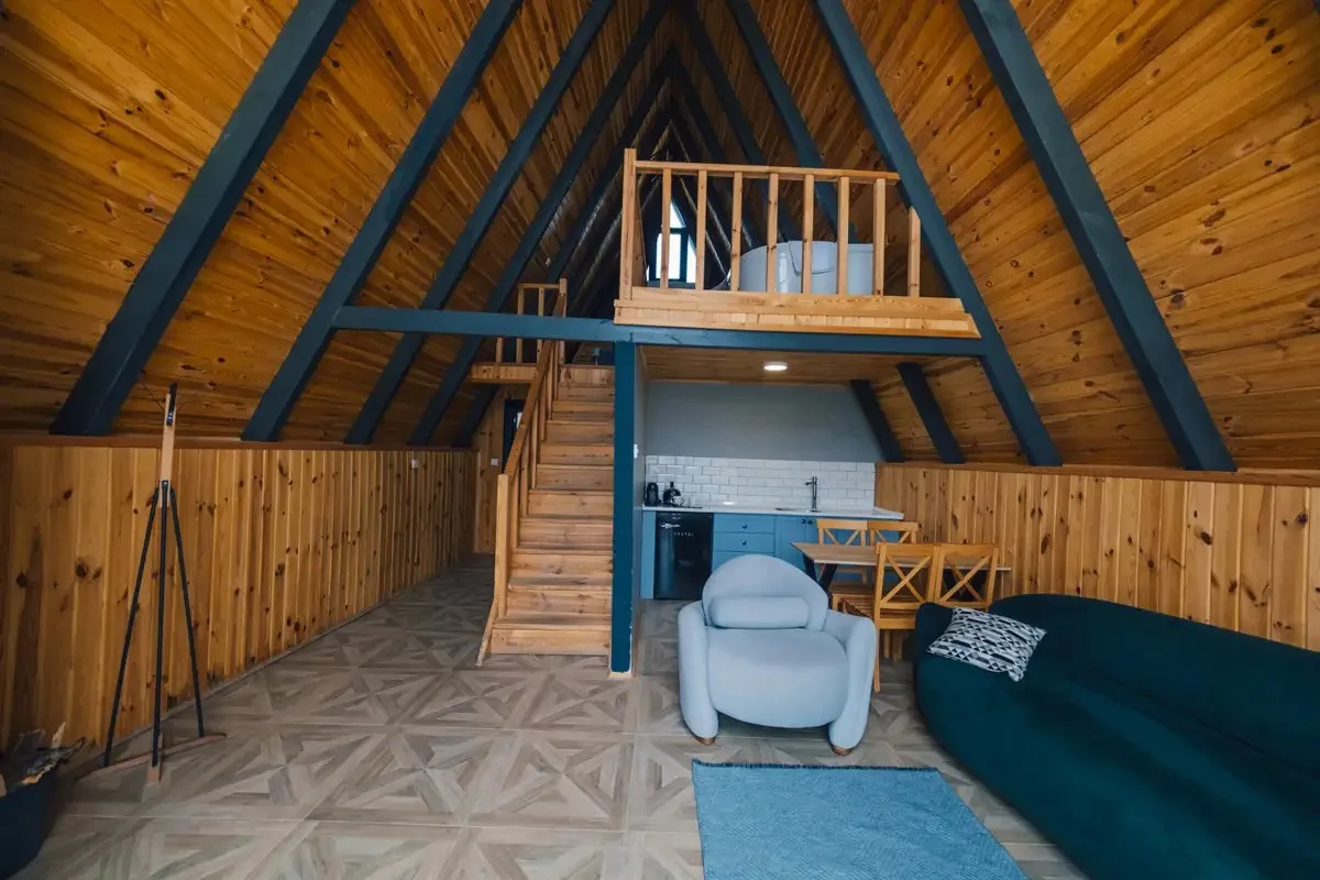 Sapanca My Resort Prive'deki modern bungalov iç mekan görünümü
