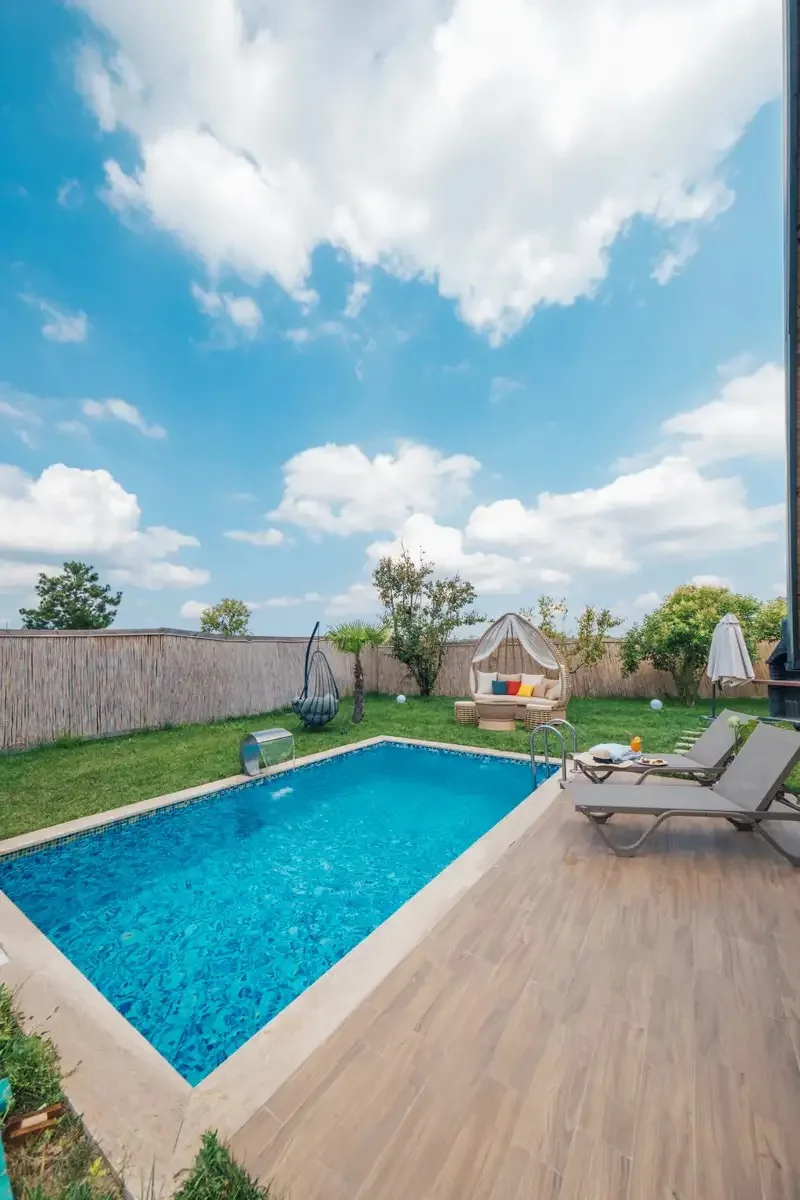 Sapanca My Resort Prive'deki özel havuzlu bungalov genel görünümü